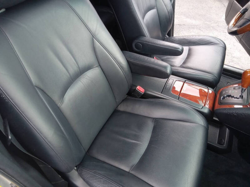 2005 Lexus RX 330
