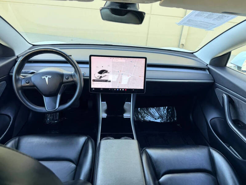 2019 Tesla Model 3 Standard Range Plus