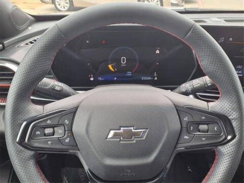 2025 Chevrolet Trax RS