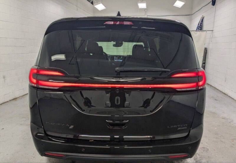 2026 Chrysler Pacifica Limited