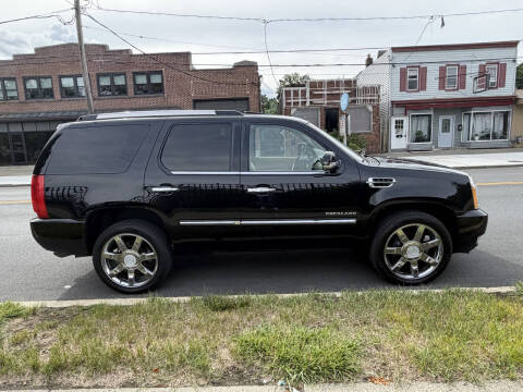 2011 Cadillac Escalade Premium