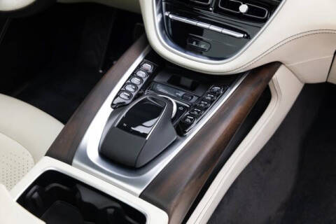 2021 Aston Martin DBX