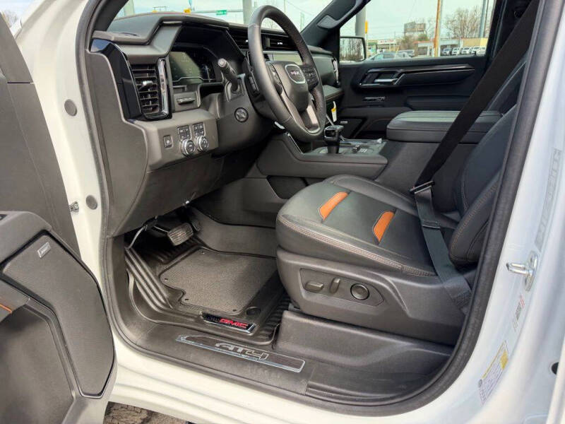2025 GMC Sierra 1500