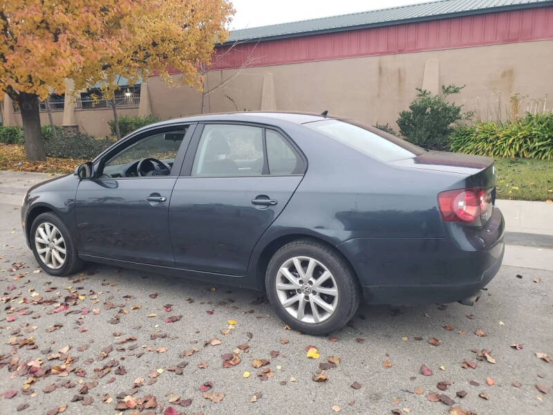 2010 Volkswagen Jetta Limited Edition PZEV