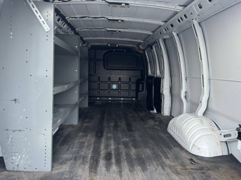 2019 Chevrolet Express 2500