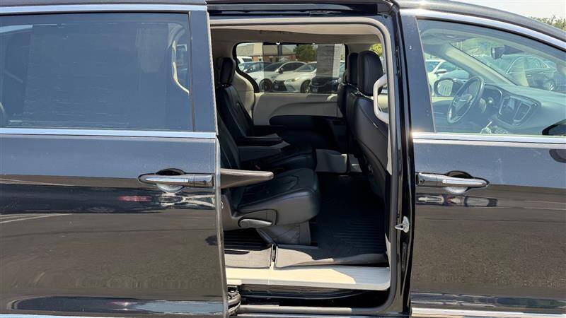 2018 Chrysler Pacifica Touring L
