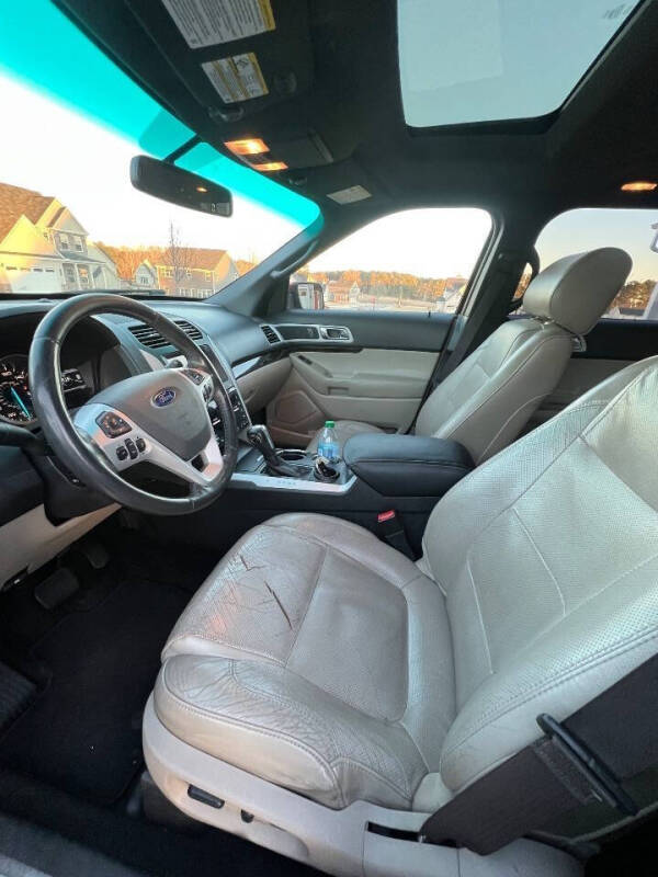 2011 Ford Explorer Limited