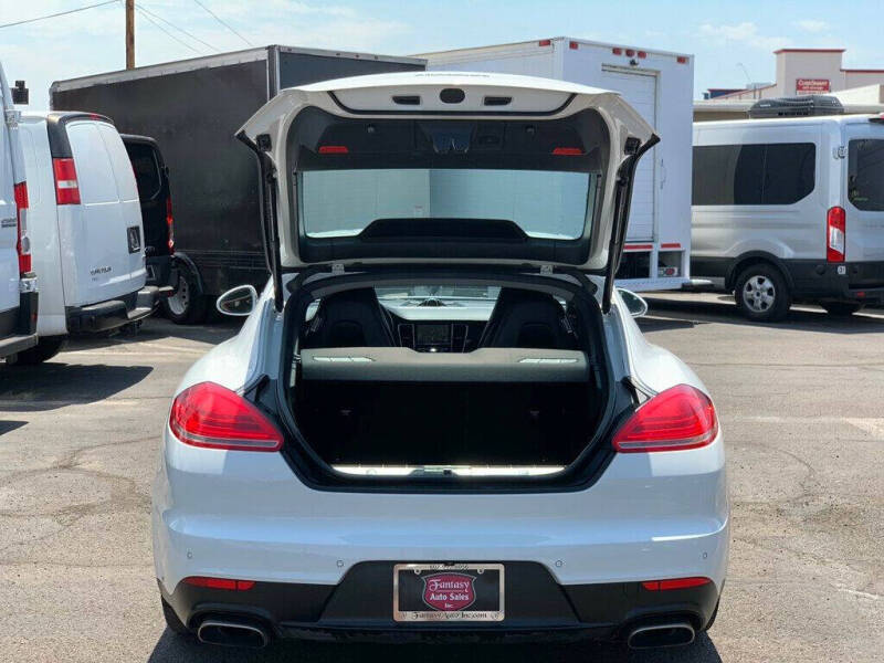 2015 Porsche Panamera