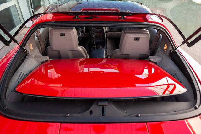 1990 Chevrolet Corvette 43