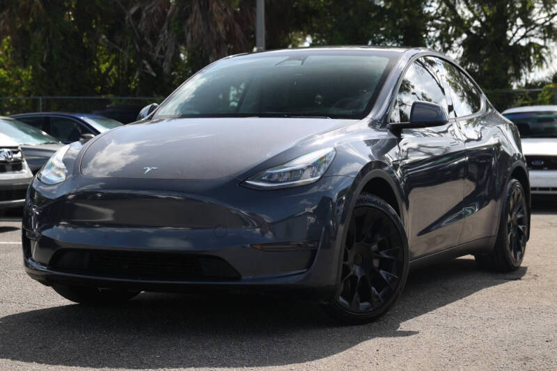 2023 Tesla Model Y Long Range