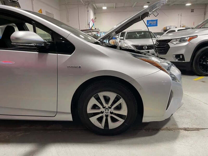 2018 Toyota Prius Three