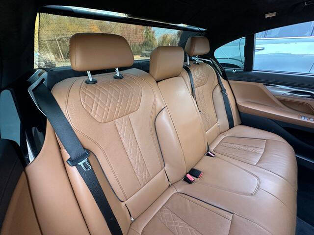 2018 BMW 7 Series 750i