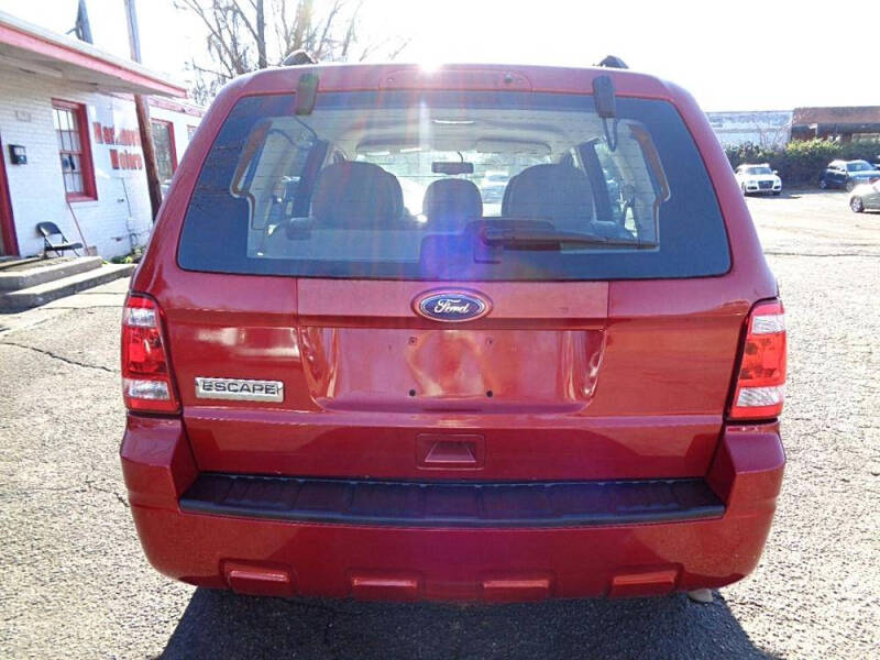 2010 Ford Escape XLS