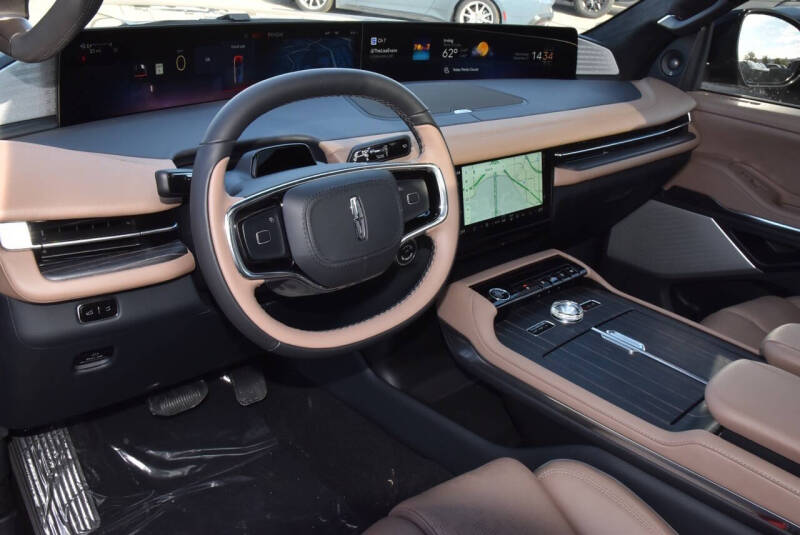 2025 Lincoln Navigator L Black Label