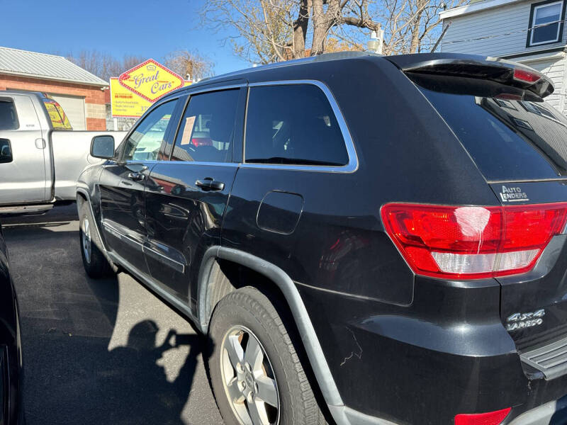 Image 4 of 2013 Jeep Grand Cherokee Laredo