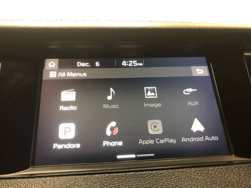 2017 Kia Cadenza Premium