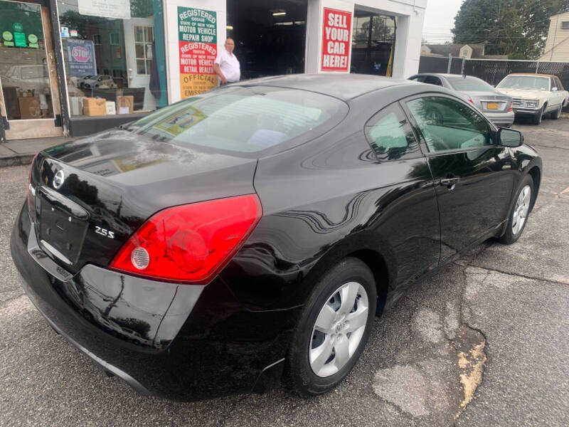 2008 Nissan Altima S photo 3