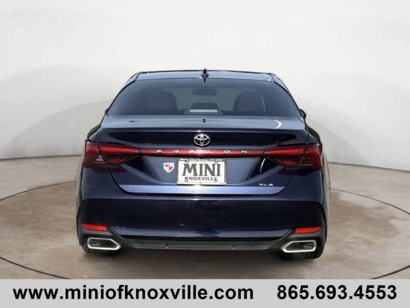 2022 Toyota Avalon XLE