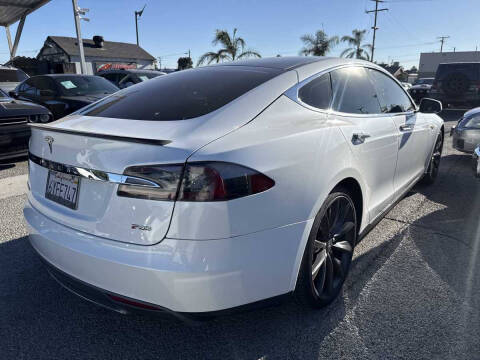 2013 Tesla Model S Performance