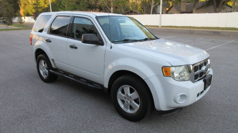 2011 Ford Escape XLS photo 7