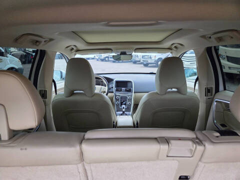 2015 Volvo XC60 T5 Premier