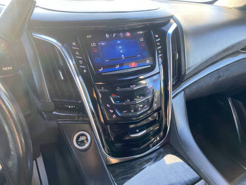 2015 Cadillac Escalade Platinum