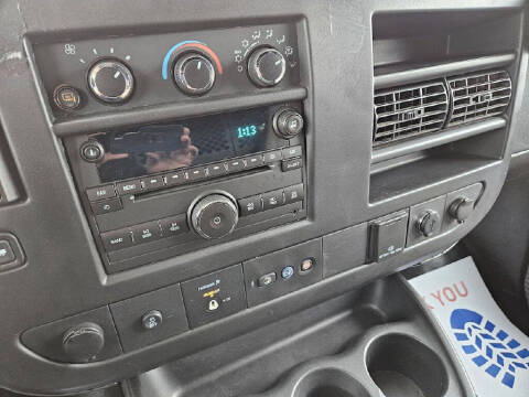 2016 Chevrolet Express 2500