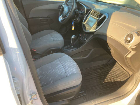 2017 Chevrolet Sonic LT Auto Fleet