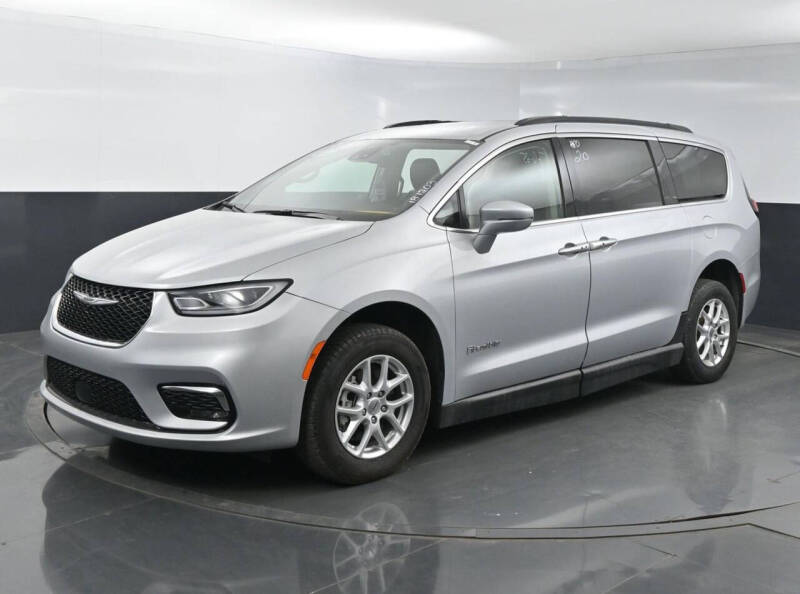 2022 Chrysler Pacifica Touring L