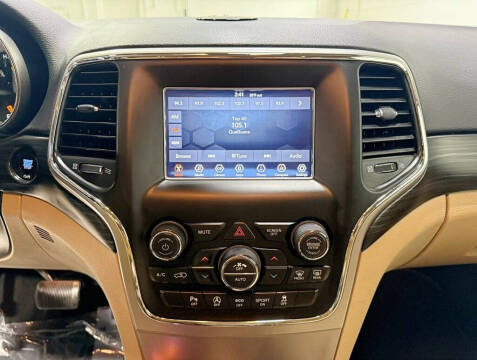 2019 Jeep Grand Cherokee Laredo E