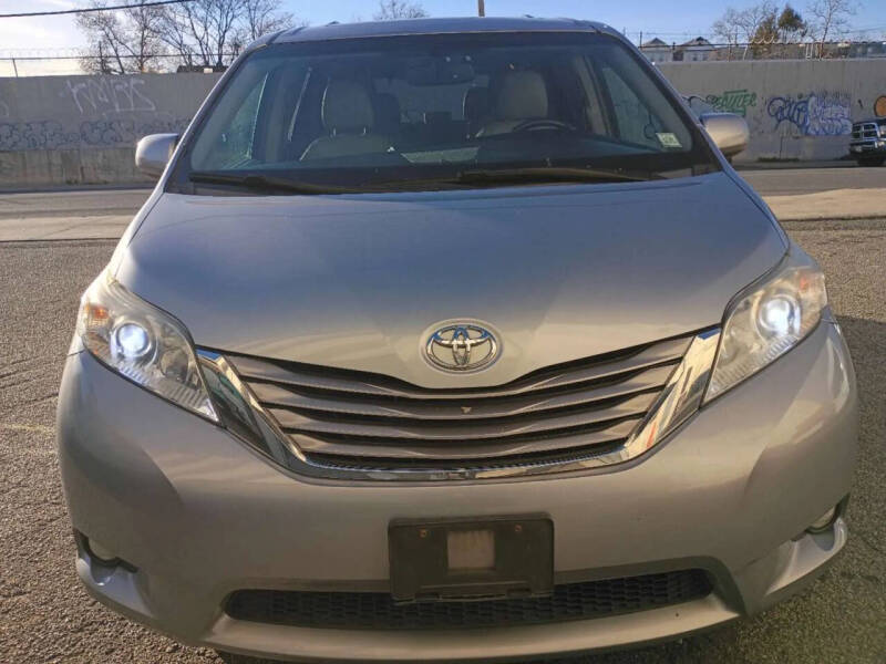 2017 Toyota Sienna