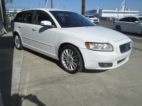 2011 Volvo V50 for sale at Unique Plaza Auto Sales in Sacramento CA