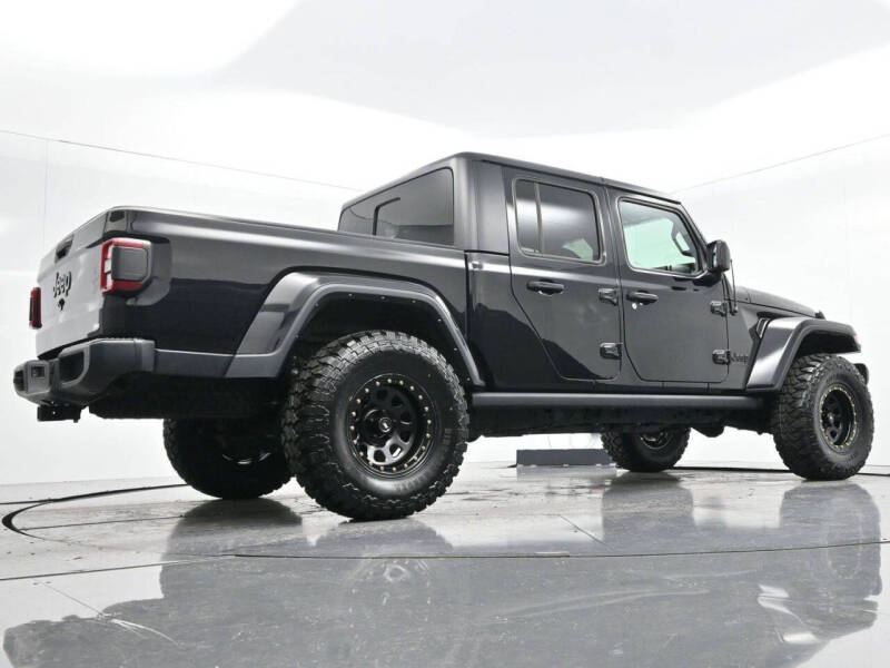 2021 Jeep Gladiator Willys