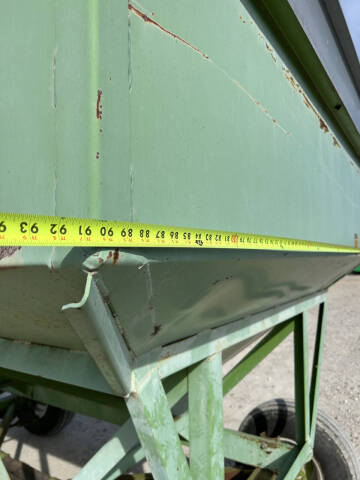 2026 Parker 2600 Gravity Wagon