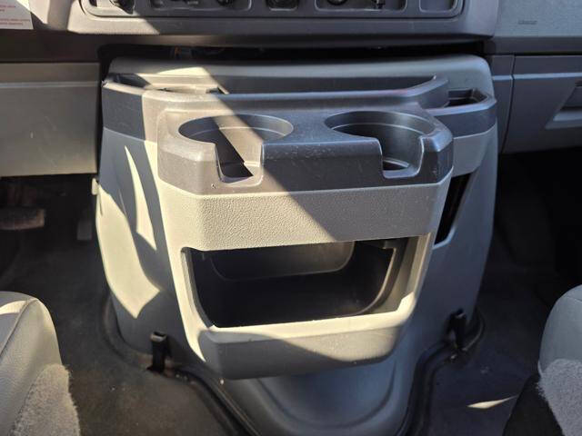 2012 Ford E-Series E-350 SD
