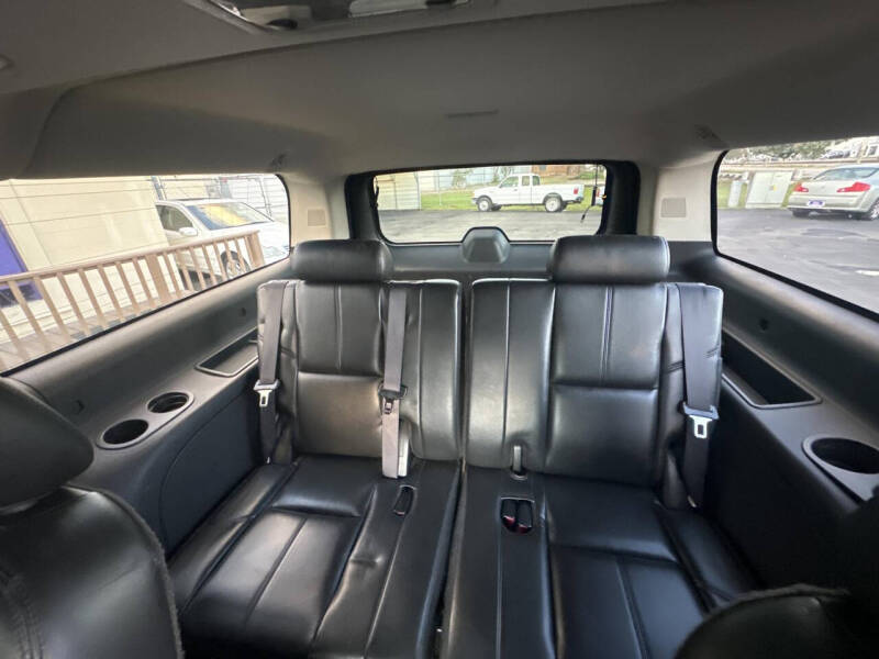 2011 GMC Yukon XL SLT