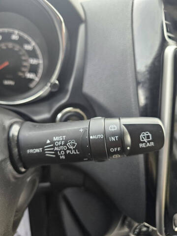 2023 Mitsubishi Outlander Sport SE