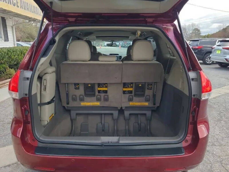 2012 Toyota Sienna Limited 7-Passenger