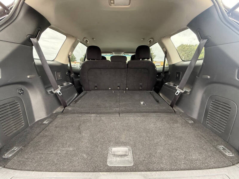 2016 Nissan Pathfinder SV