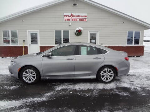 2016 Chrysler 200 for sale at GIBB'S 10 SALES LLC in New York Mills MN