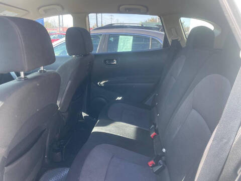 2011 Nissan Rogue SV