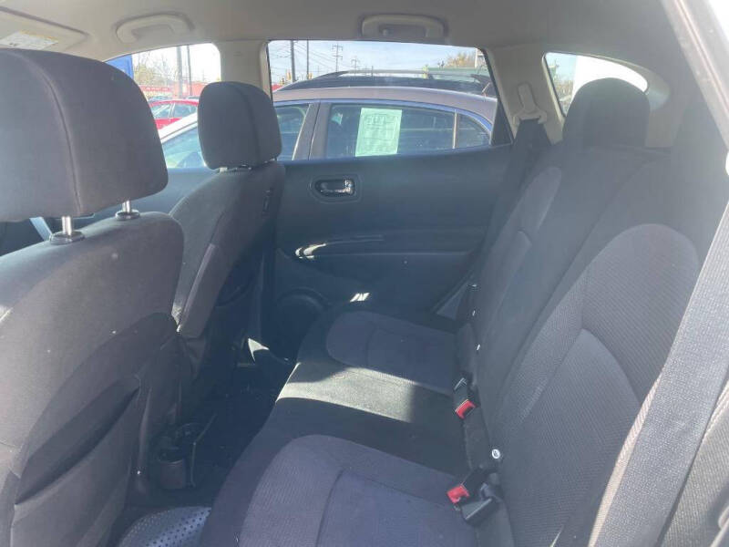 2011 Nissan Rogue SV