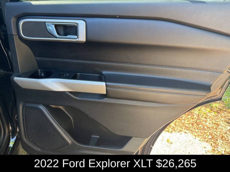 2022 Ford Explorer XLT