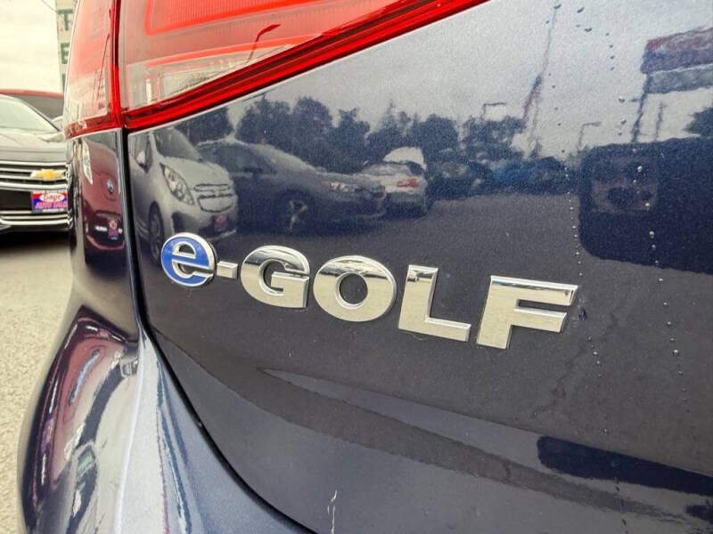 2016 Volkswagen e-Golf SE