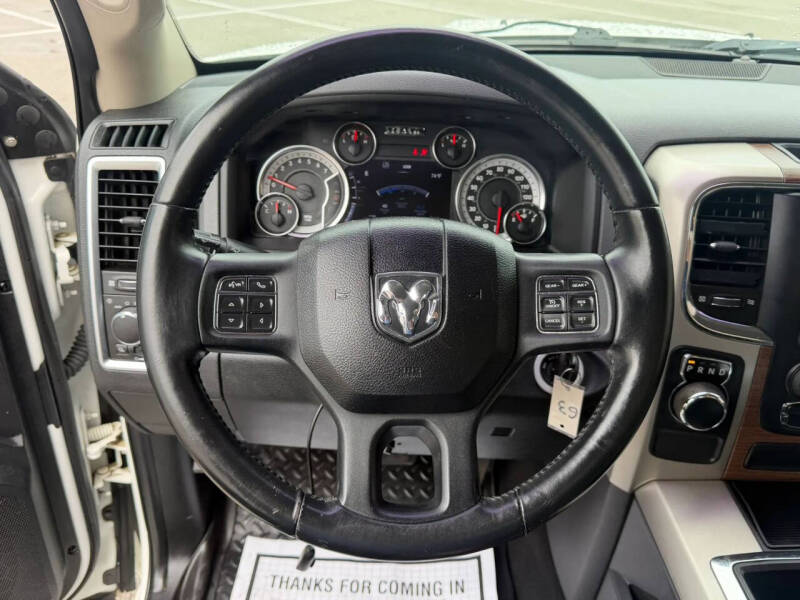 2013 RAM 1500 SLT