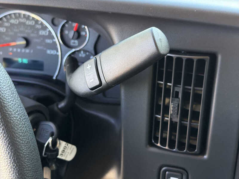 2026 GMC Savana 2500