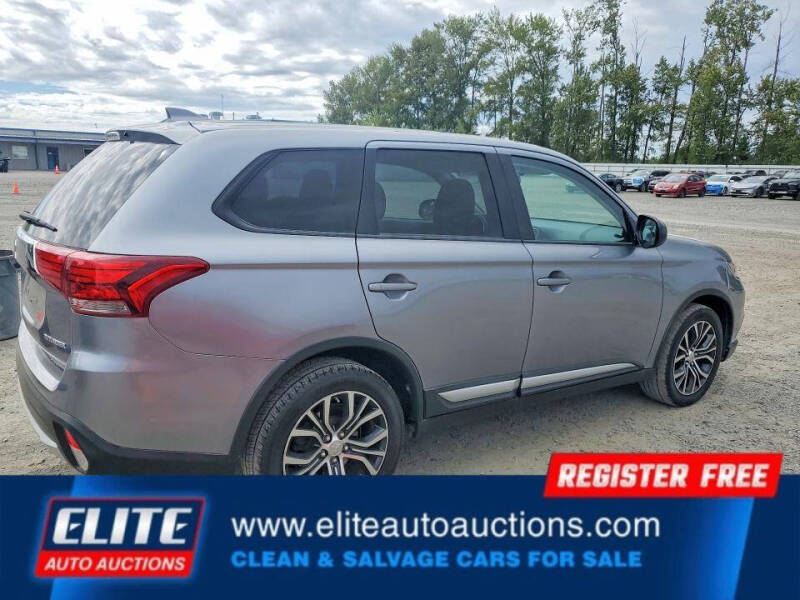 2017 Mitsubishi Outlander ES
