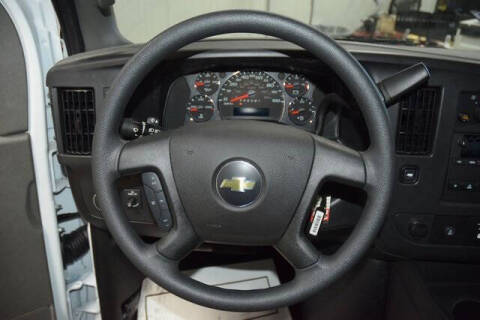 2025 Chevrolet Express 2500