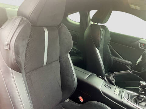 2023 Toyota GR86 Premium