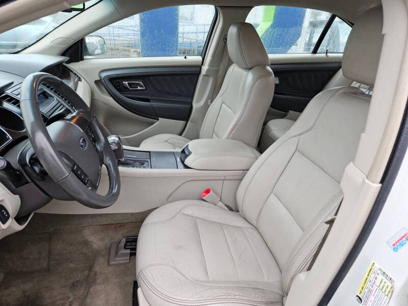 2012 Ford Taurus SEL